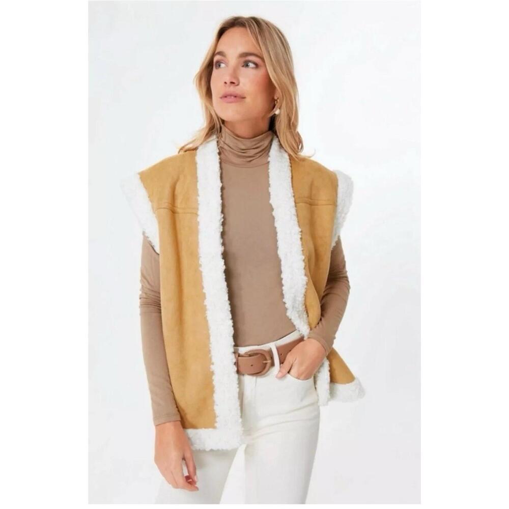 TUCKERNUCK Hyacinth House Tan Faux Suede Shearling Crosby Vest Size L Sleeveless